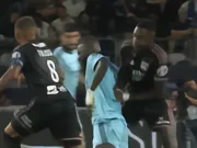 半场战报：巴黎FC0-0里昂