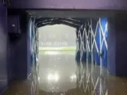 倾盆大雨，莱万特主场球员通道被淹，与毕包的比赛已推迟