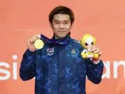 昆拉武特2-0骆建佑，为泰国斩获首枚亚运会羽毛球单项金牌