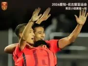 吴曦:我并没有因为是老队员就在场上放松;要力争小组出线