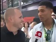 没驾照需要私人司机?贝林厄姆:是啊,我问问汉密尔顿有空吗