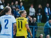 📈登顶榜首,你们都是棒棒的!💛🖤多特蒙德女足以5...