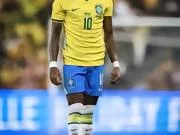 内马尔退出国家队之后，拉菲尼亚成为巴西新任10号🇧🇷