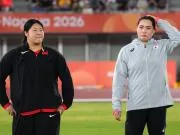 一投就摘金！亚运女子标枪决赛，18岁小将严子怡摘金