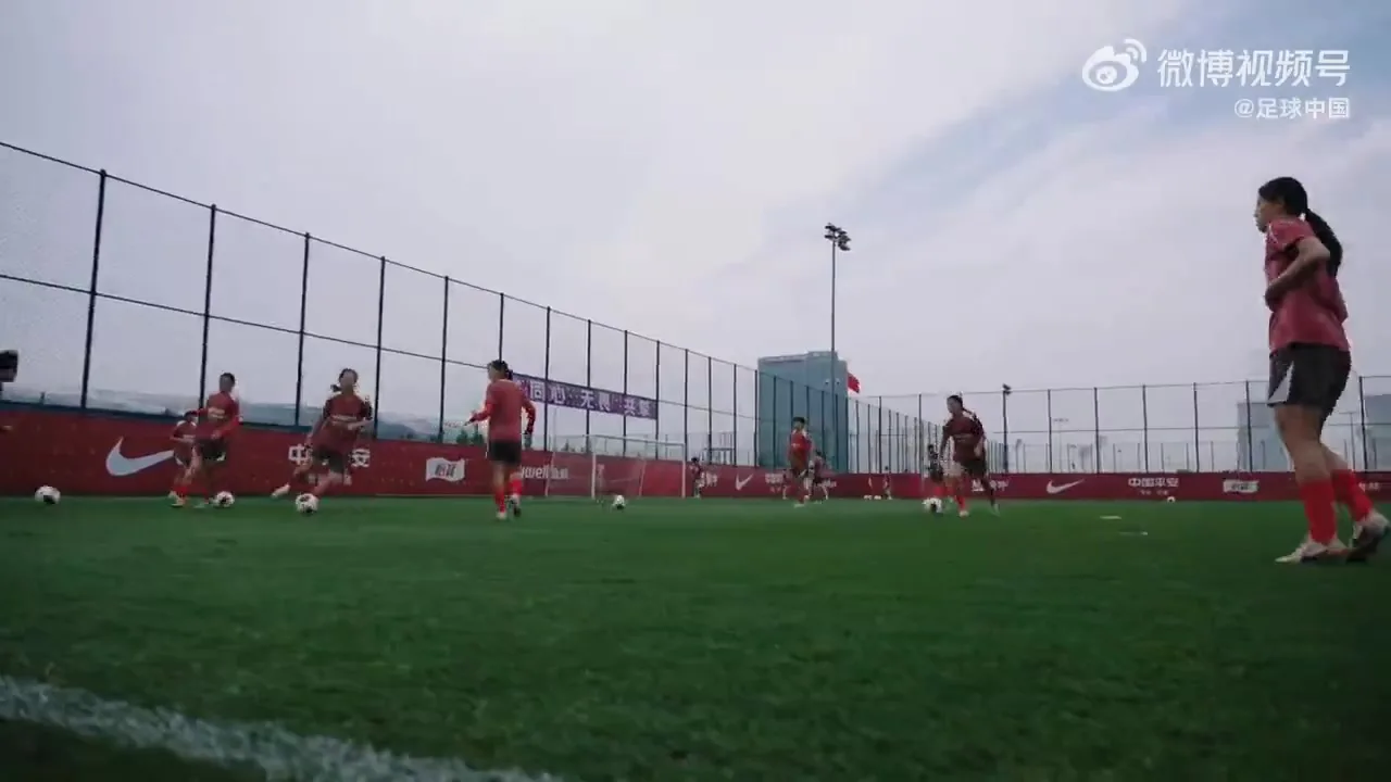 中国U17女足顺利结束国内集训，即将踏上摩洛哥世界杯征程。