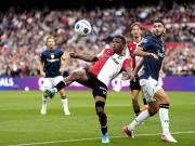 半场:费耶诺德3-0乌德勒支,阿尼斯-穆萨一条龙双响