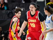 半场战报：中国女篮40-21领先意大利，张子宇8分3板，韩旭、杨舒予均10分