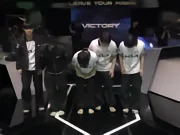 DK让二追三3-2战胜BFX，将与KT争夺LCK最后一张世界赛门票