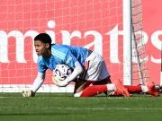 小恩瓦内里短暂客串门将,助阿森纳U18拿下北伦敦德比