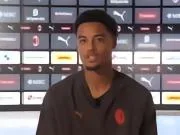 德温特：我父亲是西多夫的狂热球迷，他差点给我取名克拉伦斯