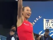 晋级中网16强,郑钦文做出美少女战士变身的庆祝动作