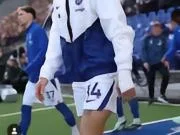 亨德森 ins：客场拿下重要胜利💙