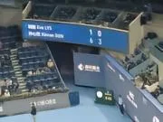利斯第二盘0-3后退赛，16岁孙心然收获WTA1000首胜晋级中网女单次轮
