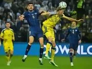半场：波兰1-0罗马尼亚，莱万多夫斯基点射，德拉古辛染红