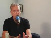 记者：阿贾克斯该请斯洛特接替米歇尔，前者正好赋闲在家