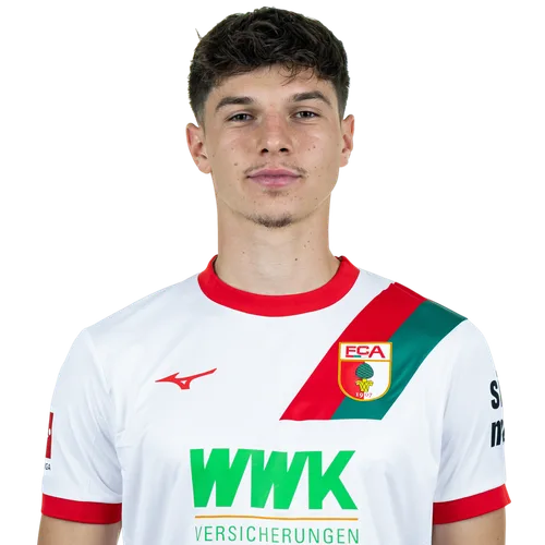 Mert Kömür照片