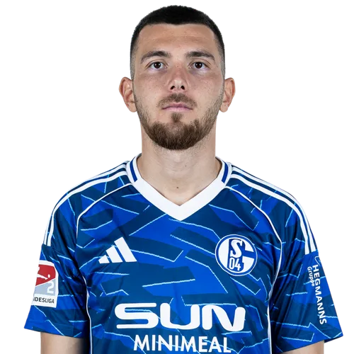 Hasan Kuruçay照片